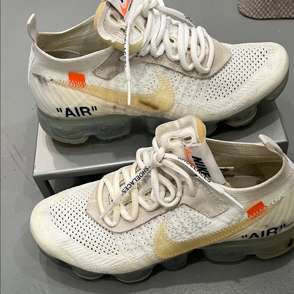 Nike Off-White Air VaporMax in Cream and White